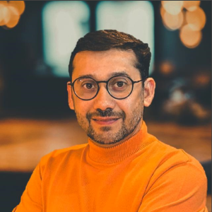 VICE DIRETOR DE MARKETING E INOVAÇÃO